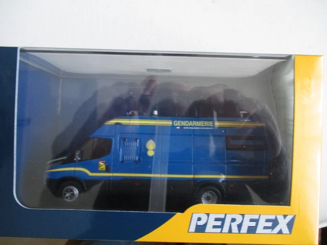 PERFEX 1/43 RENAULT MASTER 3 caisson protection civile PARIS 75