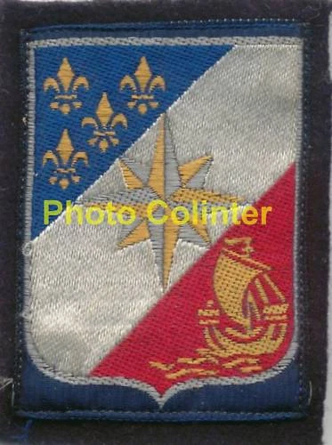 Ecusson / insigne tissu corps d'armée avec crochets depose (2