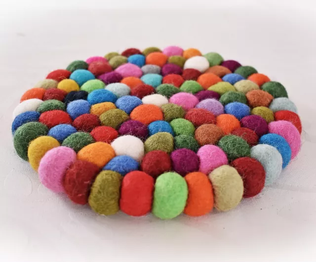 ❀ Filz Untersetzer Filzkugeln Bunt Topfuntersetzer Rund Quadratisch Kugel 20 cm