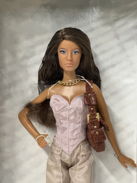 Barbie Marisa Model Of The Moment 2005 - Gold Label - NRFB - Collection G8080