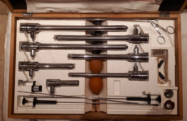 Endoskop/ Rektoskop/Laparoskop großes Set m.Holzkoffer ANTIK Chirurgie