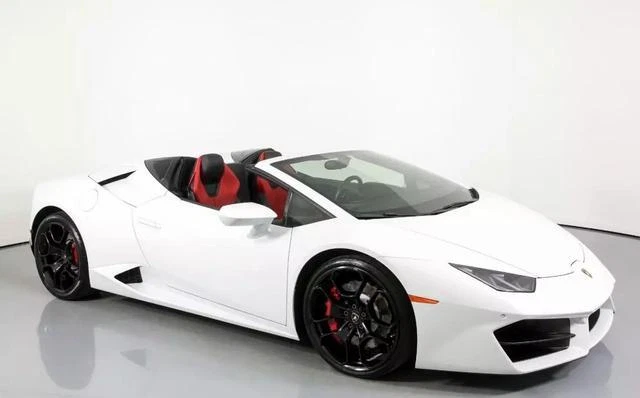 2017 Lamborghini Huracan LP 580-2 Spyder Convertible 2D