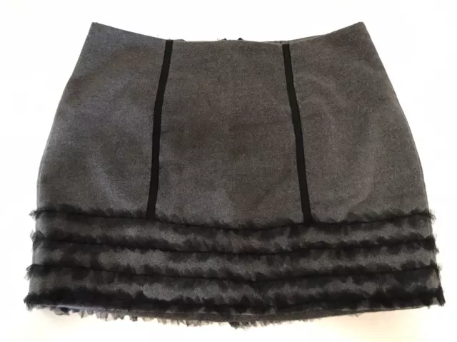 Forever 21 Twist gray black lace trim lined short pencil skirt zipper size M