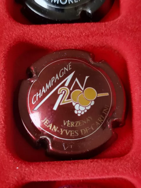 Capsule De Champagne Generique An 2000 Personnaliser Jean-Yves De Carlim Rare