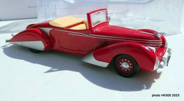 Modèle Réduit Citroën Traction 11 Cabriolet Clabot 1/43 Hachette - Neuf - Rouge