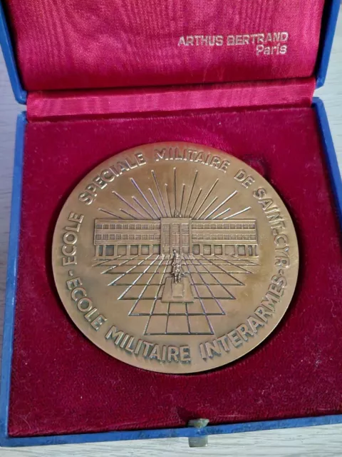 MEDAILLE École spéciale militaire de Saint Cyr ARTHUS BERTRAND