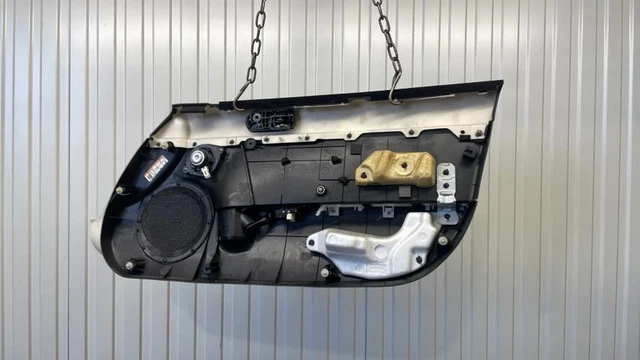 Garniture De Porte Avant Droite – Volvo XC70 II (phase 1) – CAB