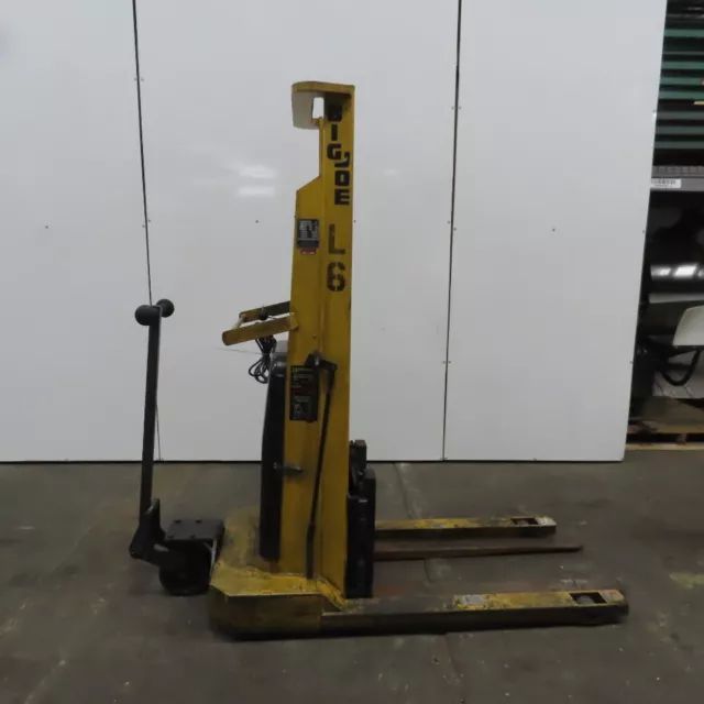 Big-Joe 2024-A5 2000LB Cap Manual Push Straddle Pallet Lift Stacker 60" Lift 12V