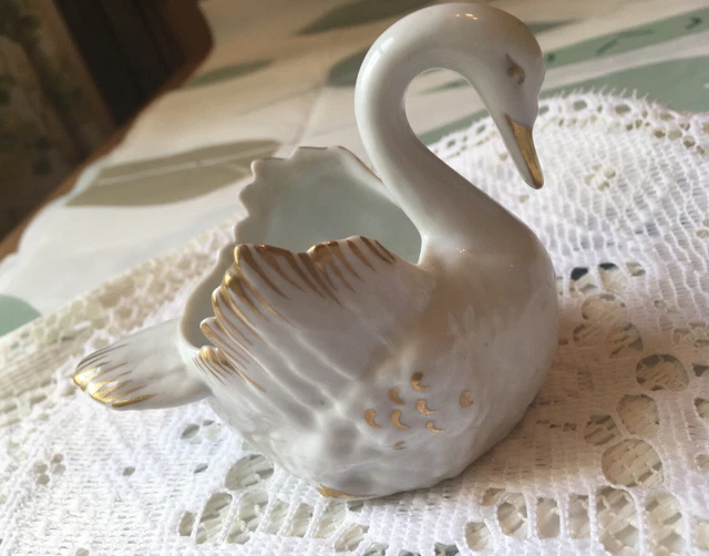 Vista Alegre weißer Schwan Gold Touches Schmuckstückhalter China Figur elegant
