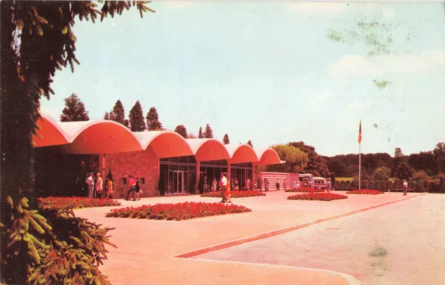 Wilmington Delaware, Longwood Gardens Entrance, Vintage Postcard