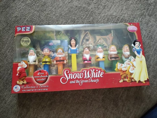 Snow White & The Seven Dwarfs Pez® Limited Edition Gift Set Collector's Series