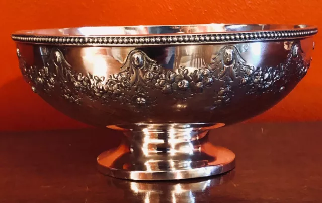 Very pretty solid silver Victorian bowl London 1890. Horace Woodward