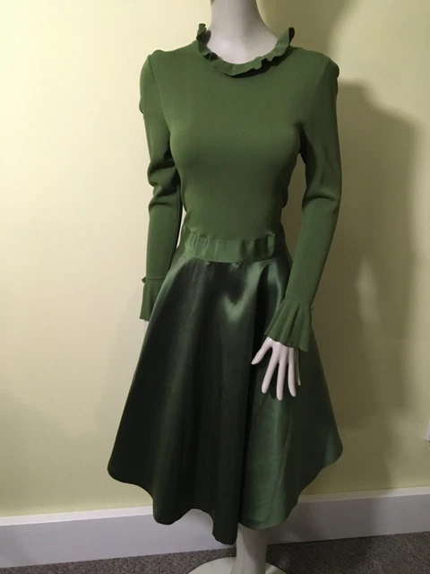 zara green button dress Zara Basic Elegant Emerald Green Lace Dress with Faux Pearl Buttons, S –  FADVault main image 0
