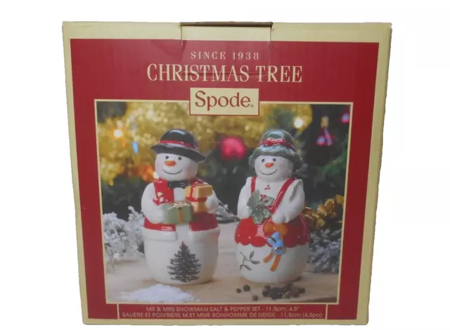 Spode Christmas Tree Mr. and Mrs. Snowman Salt and Pepper Shakers