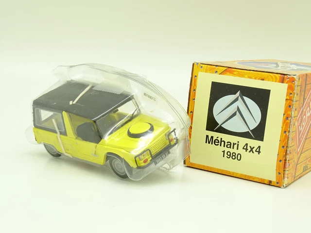 Modèle Réduit Citroën Méhari 4x4 1980 Vert 1/43 Universal Hobbies - Occasion