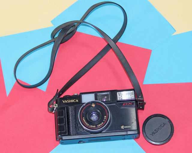 Appareil Photo Argentique Compact Yashica MF-2 Super - Objectif 38mm F/3.8, Flash Intégré, Automatique - Occasion En état De Fonctionnement