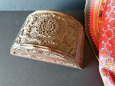 Old Oriental Carved Wooden Box …beautiful display item 2
