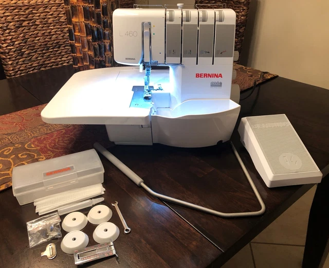 BERNINA L460 Serger Sewing Quilting Crafting Like Brand Spankin' New! BERNINA L460 Serger Sewing Quilting Crafting Like Brand Spankin' New!