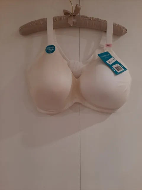 VANITY FAIR BEAUTY Back w/ Extended Side & Back Smoothing Cream Bra 44D NWT  £22.94 - PicClick UK