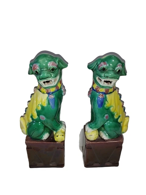Pair Of Porcelain Chinese Foo Dogs/Vintage/25.5cm Tall