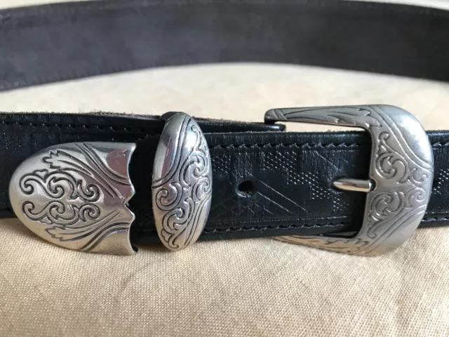 Vintage Womens Black Leather Belt-Western Style, Silvertone Buckle 30''/76 cm