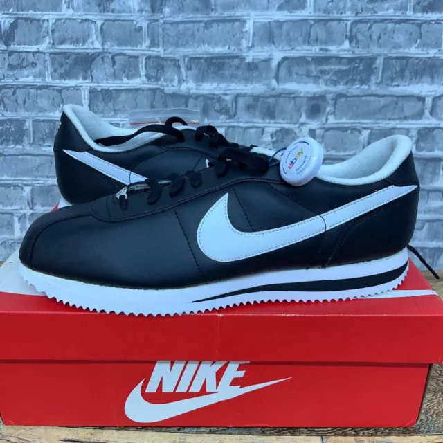 Nike cortez sales negros con blanco