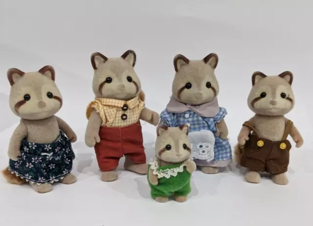 Sylvanian Families Mulberry Raccoon Family Figure Bundle with Baby