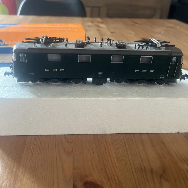LOCOMOTIVE Ae 6/6 11485 DEPOT THUN ROUGE SBB PIKO 97204