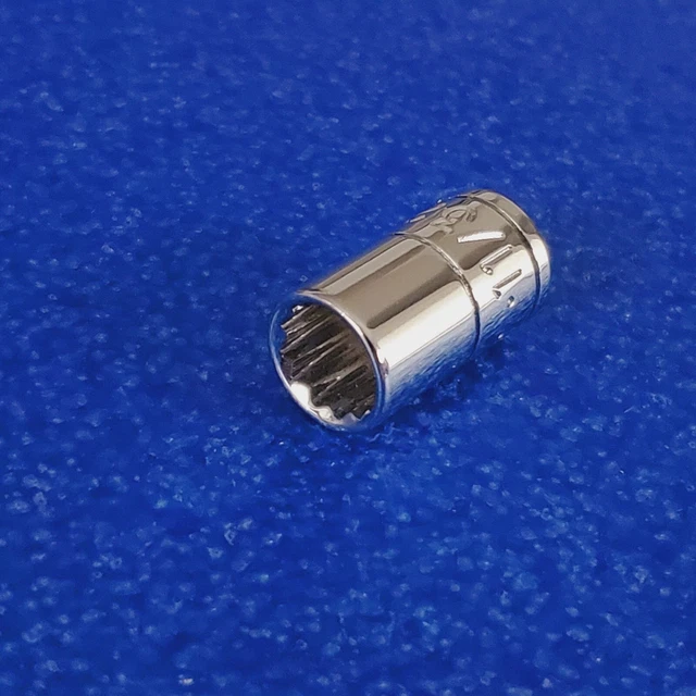 SK 11/32" MADE IN USA 1/4 DRIVE SOCKET 12pt PART# 43911 CLASSIC HAND TOOL LOT