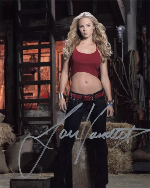 LAURA VANDERVOORT (Smallville-Supergirl) signed  8x10