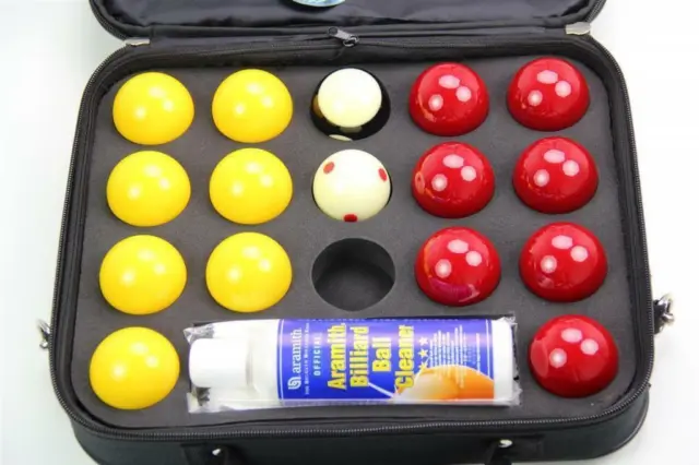 SUPER ARAMITH PRO CUP 2" Red and Yellow Pool Balls CARRY CASE SET & BALL CLEANER