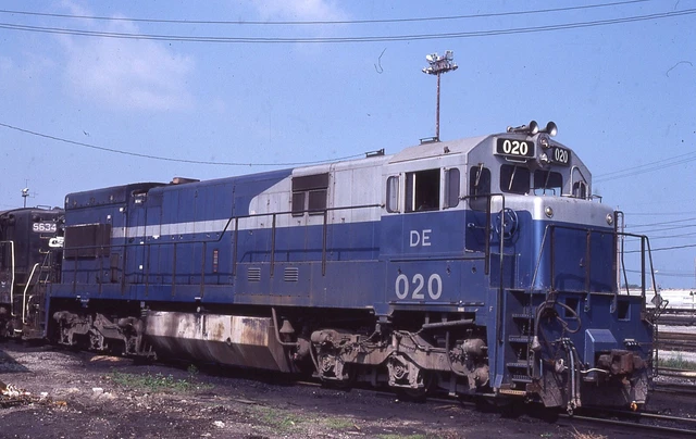 DE U30C - Number - 020 w/Another - ORIG - KR - ralx3402