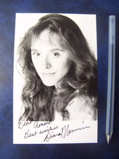 Diana Morrison  Autograph (DD9)