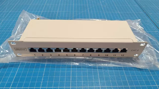 Digitus Patchpanel DN-91612S-G, Cat 6, 10 Zoll, 1HE, 12 Ports, grau _0,8_5