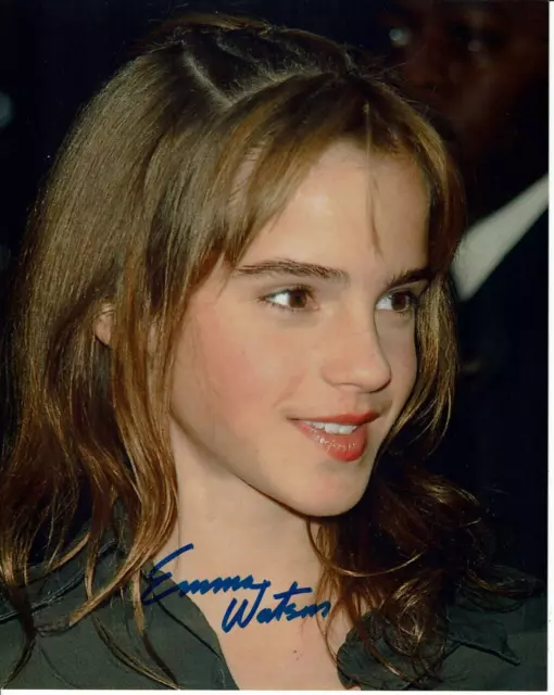 Emma Watson hand signed photograph 10 x 8 inches