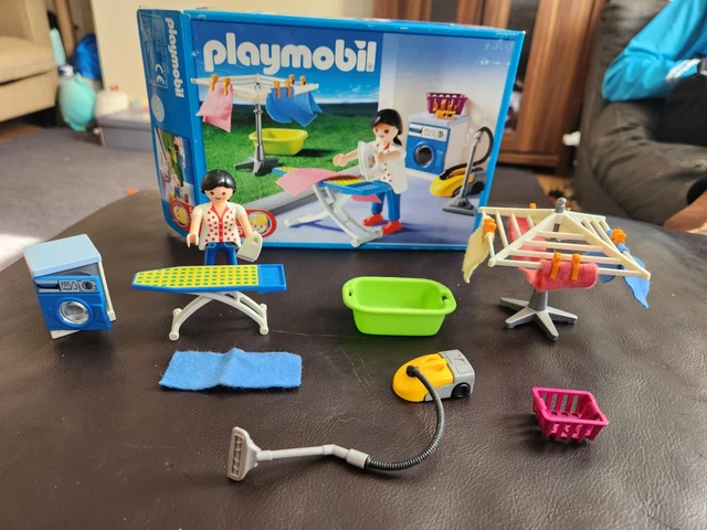 PLAYMOBIL 3206 CITY Life Laundry Room Housekeeper Incomplete