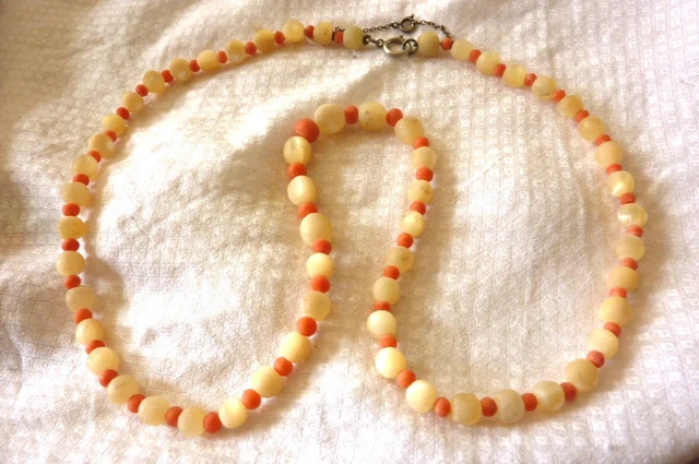 Collier Vintage Boules De Verre Argentées – Élégant Et Original