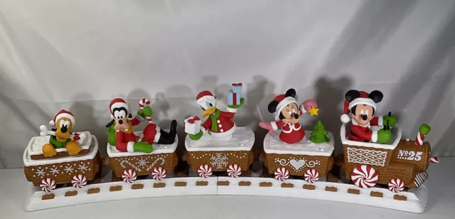 Hallmark 2016 Mickey Mouse Disney Christmas Express Musical Train with 5 Cars