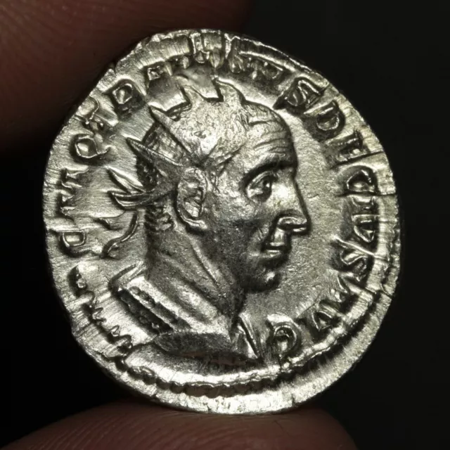 Trajan Decius Antoninianus Ancient Roman Empire Silver Coin DACIA 249AD XF