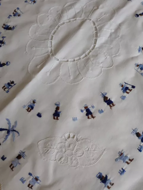 Blue&White Asian Style Hand Embroidered Cutwork Tablecloth Cotton Linen 95x88cm