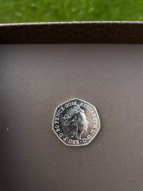 Rare Coin  2018 Paddington Bear at Buckingham Palace UK 50p  50 Pence 2