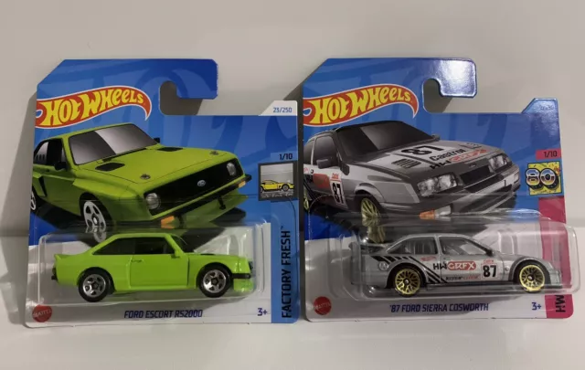 Hot Wheels - FORD ESCORT RS2000 Green and '87 FORD SIERRA COSWORTH