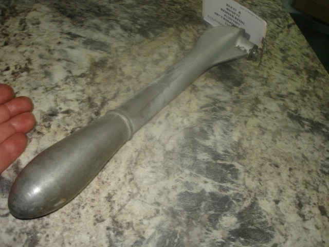 Evinrude zephyr 5.4hp tiller handle      outboard  boat motor part bin 4012