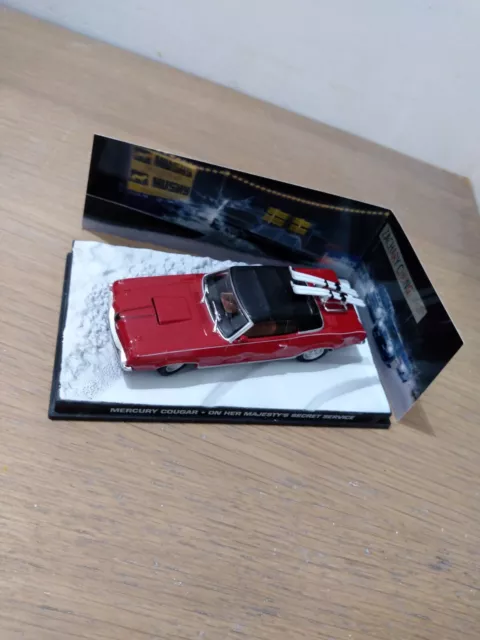 Modellino James Bond 007 Mercury Cougar On Her Majesty's Secret Service 1/43