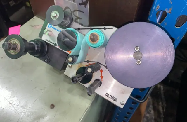 Limpiador de película Kelmar FC-35 35 mm buen estado usado con soporte de mpunting