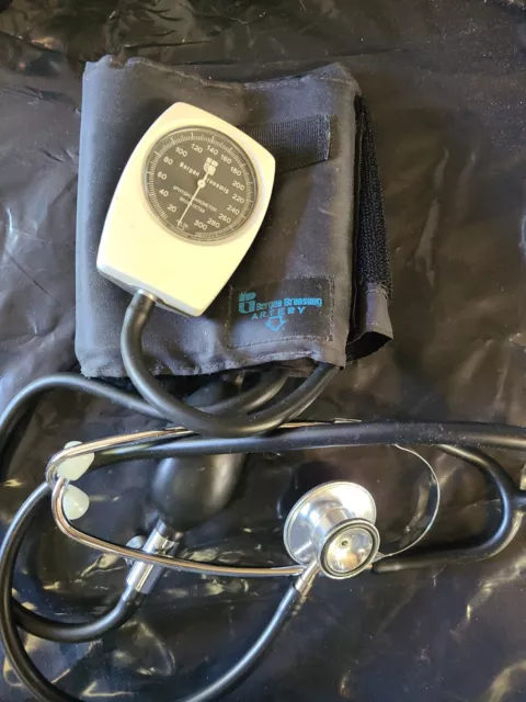 Vintage Bergen Brunswig Blood Pressure Cuff Kit