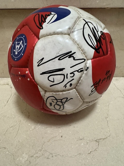Ballon De Foot Vintage Athletic Club De Bilbao Années 80 - Signé - Marque Zarra