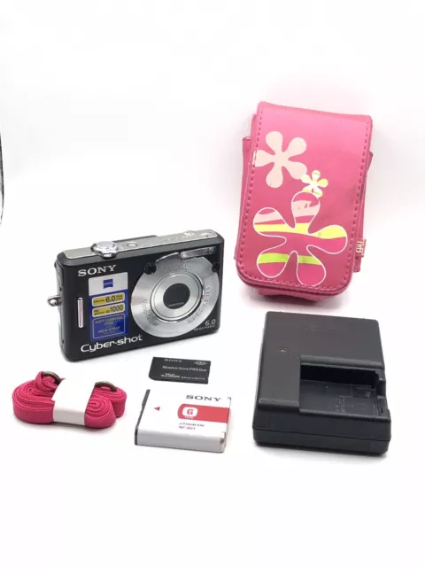 Sony Digital Camera Cybershot DSC-W40 6.0MP Black + Accessories