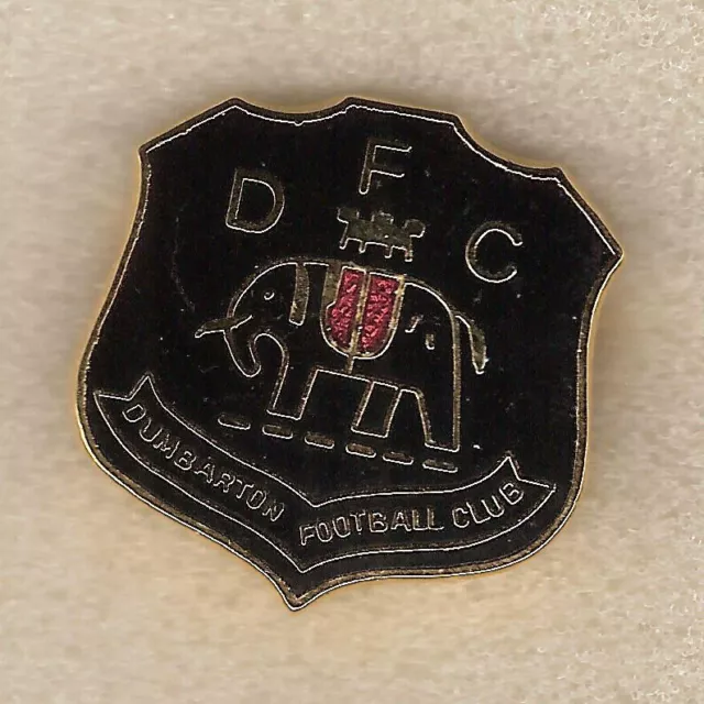 SCOTLAND football pin badge - 14 - DUMBARTON FC - Vintage enamel brooch
