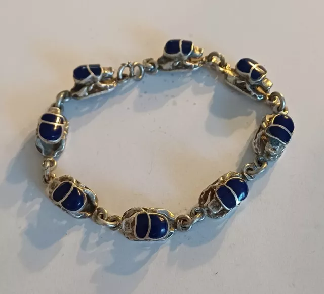 Bracelet en argent massif à décors de scarabées lapis lazuli décoratifs vintage.